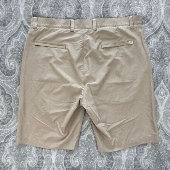 Mens Peter Millar Performance Short - Picture 2 of 5